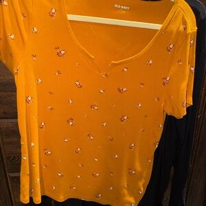 Old Navy Mustard Floral Women's Top